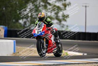 media/Apr-18-2025-TrackDaz (Fri) [[45f5874c44]]/B Group/Session 4 (Turn 6 - Outside)/